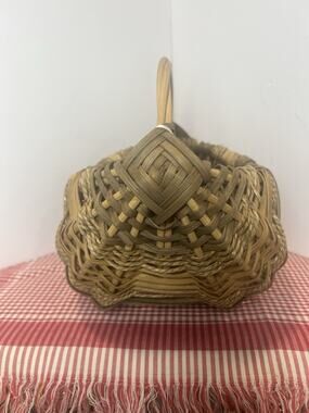 Handmade Vera Oxendine Basket Charleston SC Split Reed Folk Art Primitive